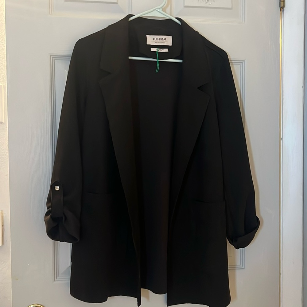 Black blazer Pull&Bear.
